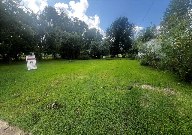 Photo 2 of Land for sale at 3202 Parker Rd, Houston, TX 77093 | MLS# 53582145 | Listing updated on 2026-08-07