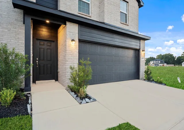 Photo 3 of Single family home for sale at 19735 Cape Greco Dr, Tomball, TX 77377 | MLS# 85673557 | Listing updated on 2026-10-10