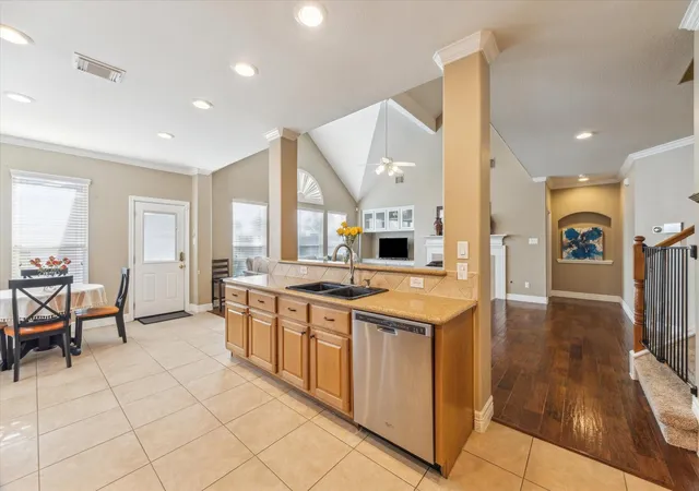 image of 3608 Mahejan Dr, Pearland, TX 77584 | MLS# 47061062