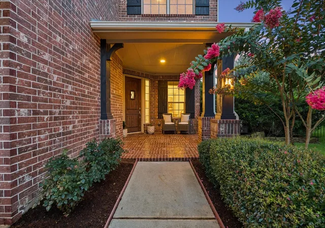 5th image of 26 S Pinto Point Cir, The Woodlands, TX 77389 | MLS# 84246609