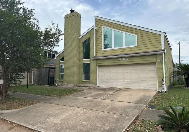 Photo 1 of Single family home for sale at 11810 Zarroll Dr, Houston, TX 77099 | MLS# 91989958 | Listing updated on 2026-04-08