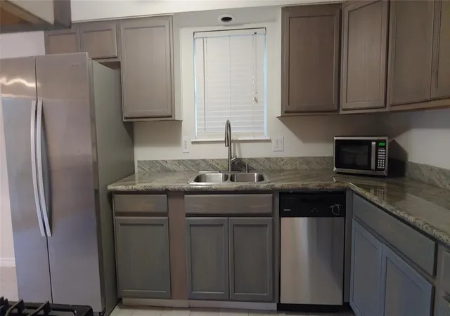 Photo 3 of Single family home for sale at 1930 Pepperwood Ln, Houston, TX 77084 | MLS# 3427634 | Listing updated on 2026-08-18