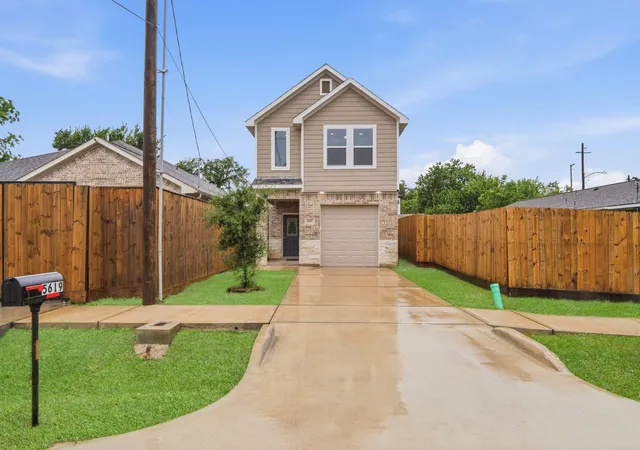 Photo 3 of Single family home for sale at 5619 Bacher St, Houston, TX 77028 | MLS# 68075860 | Listing updated on 2026-09-19
