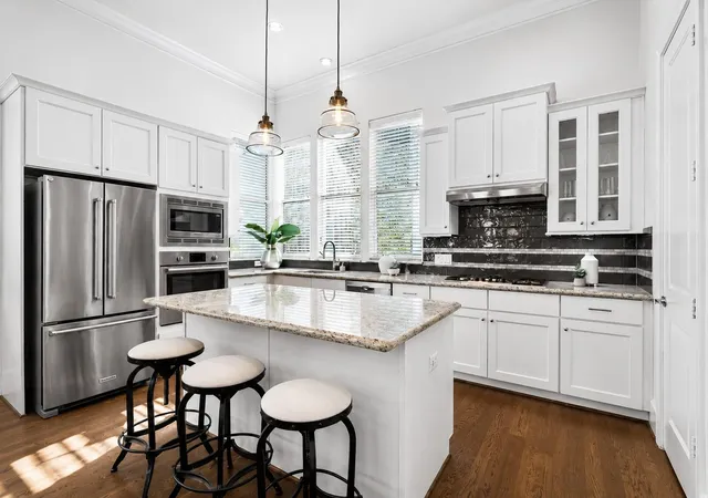 3rd image of 9516 London Bridge Sta, Houston, TX 77045 | MLS# 93879841