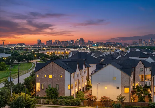 4th image of 9516 London Bridge Sta, Houston, TX 77045 | MLS# 93879841