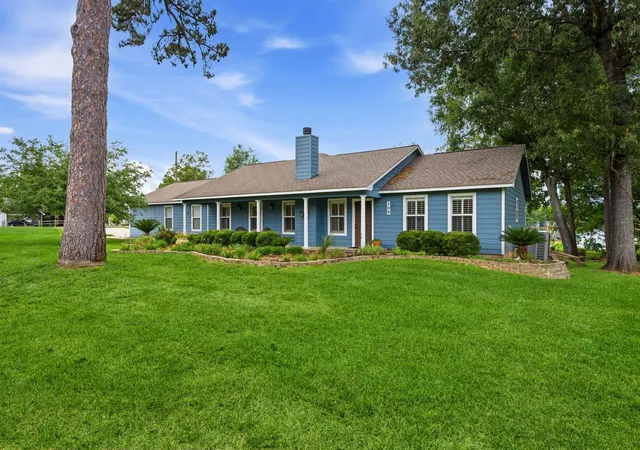 1st image of 109 Branding Iron, Livingston, TX 77351 | MLS# 7467805