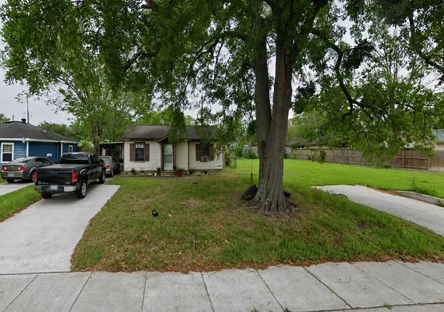 Photo 1 of Single family home for sale at 621 Kansas St, Pasadena, TX 77506 | MLS# 63381745 | Listing updated on 2026-08-20