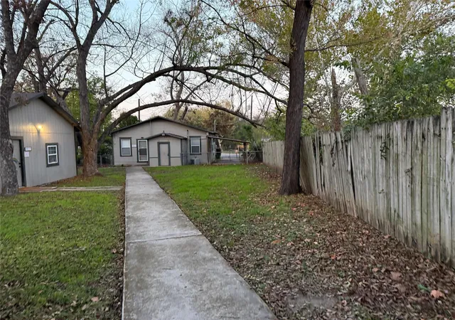 Photo 2 of Single family home for sale at 505 W Elliott, Austin, TX 78753 | MLS# 31285514 | Listing updated on 2026-07-11