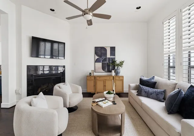 1st image of 2105 Woodhead St, Houston, TX 77019 | MLS# 84872208