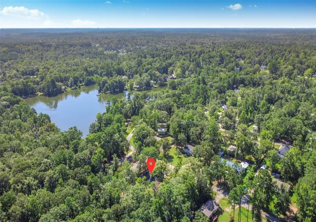 Photo 3 of Single family home for sale at 3575 Roy Bean Rd, Willis, TX 77378 | MLS# 82143874 | Listing updated on 2026-09-26