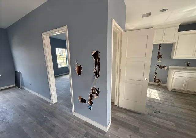 5th image of 3117 E Crosstimbers St, Houston, TX 77093 | MLS# 77757427