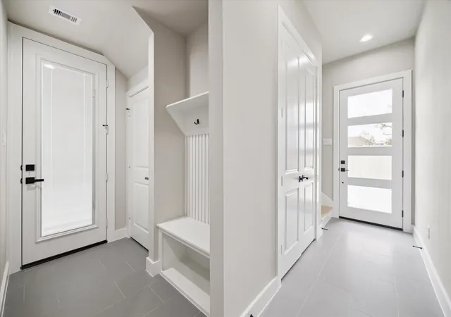 2nd image of 5811 Mansfield Heights Ln, Houston, TX 77091 | MLS# 13808103