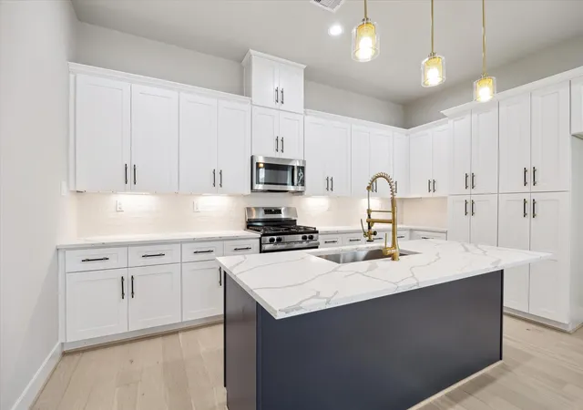 3rd image of 5811 Mansfield Heights Ln, Houston, TX 77091 | MLS# 13808103