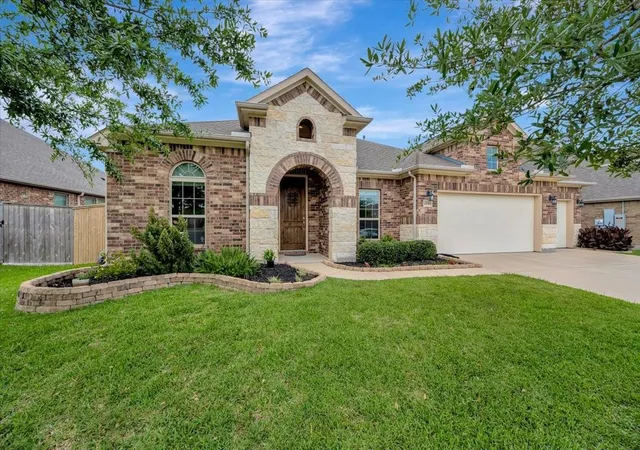1st image of 2295 Ashley Falls Ln, League City, TX 77573 | MLS# 42310980