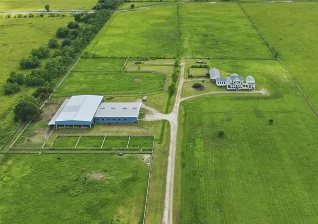 Land for sale at 105 Big Woods Rd, Starks, LA 70661 | MLS# 30734193