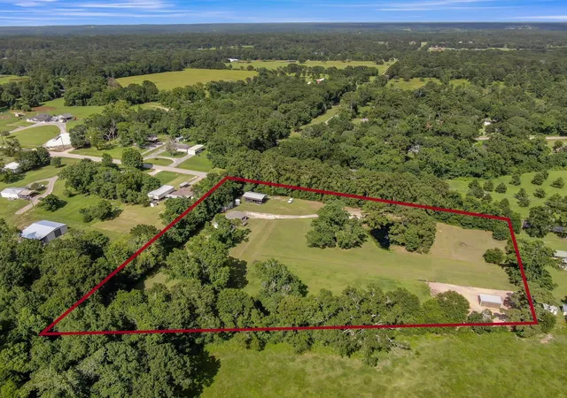 2nd image of 17055 Rogers Rd, New Waverly, TX 77358 | MLS# 33926895