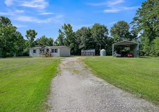 4th image of 17055 Rogers Rd, New Waverly, TX 77358 | MLS# 33926895