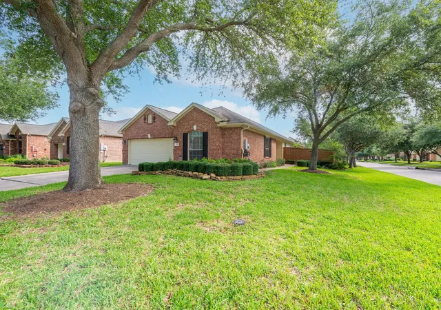 1st image of 5331 Valley Bluff Ln, Katy, TX 77494 | MLS# 2847676