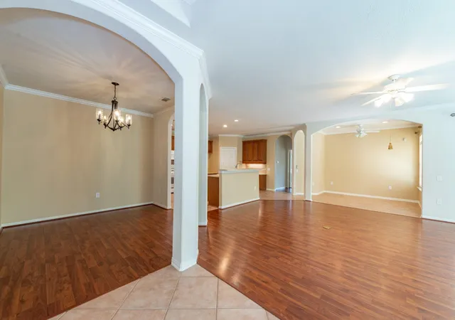 4th image of 5331 Valley Bluff Ln, Katy, TX 77494 | MLS# 2847676