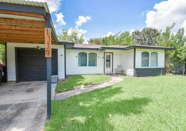 Photo 1 of Single family home for sale at 1119 Regal St, Houston, TX 77034 | MLS# 34187406 | Listing updated on 2026-08-28