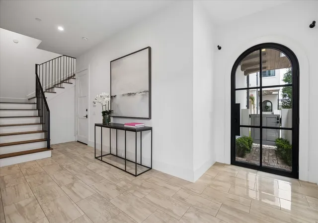 4th image of 2326 Bissonnet St, Houston, TX 77005 | MLS# 80860542