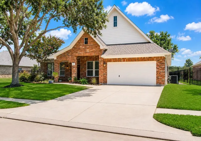 Photo 2 of Sale Pending at 18707 Agua Vista Dr, Houston, TX 77084 | MLS# 81770065 | Listing updated on 2026-08-09