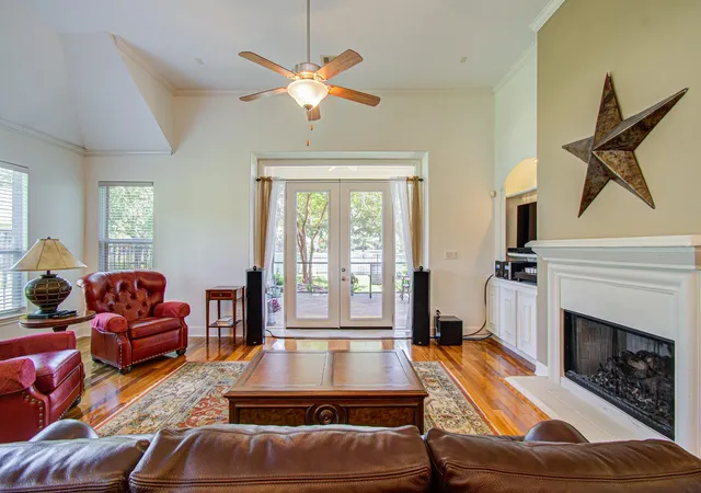 Photo 3 of Sale Pending at 18707 Agua Vista Dr, Houston, TX 77084 | MLS# 81770065 | Listing updated on 2026-08-09