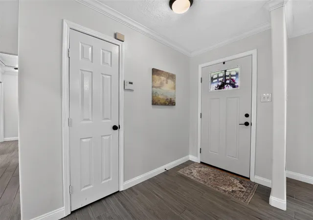 4th image of 10407 Winding Trail Rd, La Porte, TX 77571 | MLS# 7476045