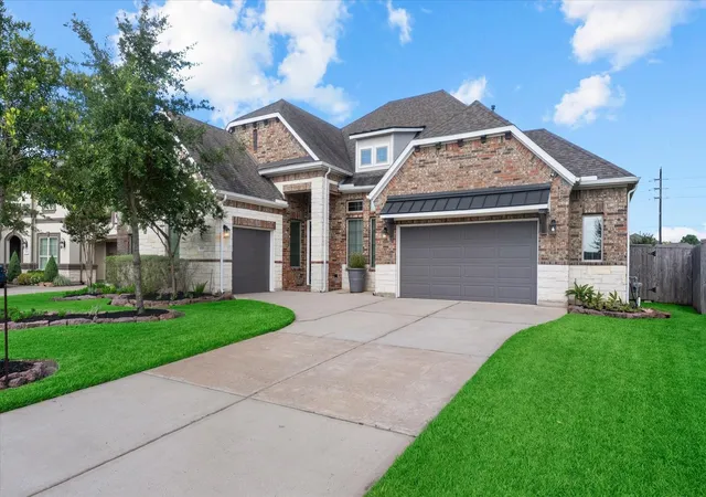 1st image of 18519 Spellman Ridge Dr, Tomball, TX 77377 | MLS# 90886523