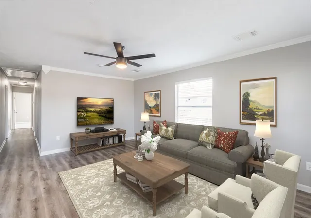4th image of 725 10Th St, Dickinson, TX 77539 | MLS# 51598614