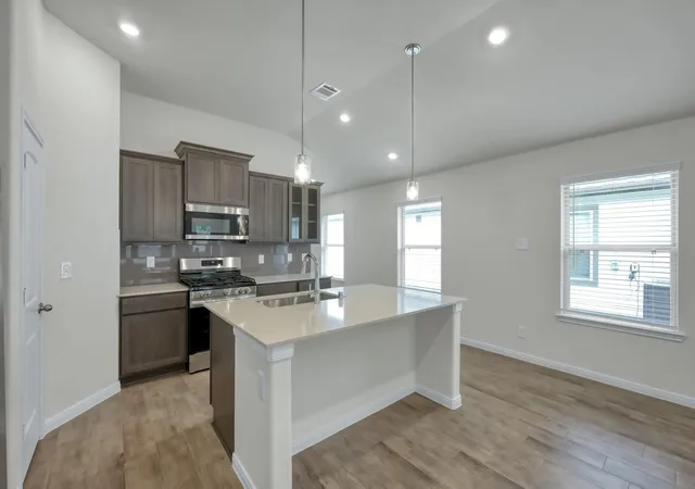 Photo 4 of Single family home for sale at 25062 Lindsey Ln, Magnolia, TX 77354 | MLS# 97088531 | Listing updated on 2026-07-22