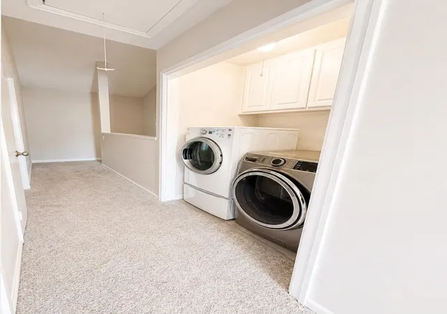 4th image of 11710 Southlake Dr, Houston, TX 77077