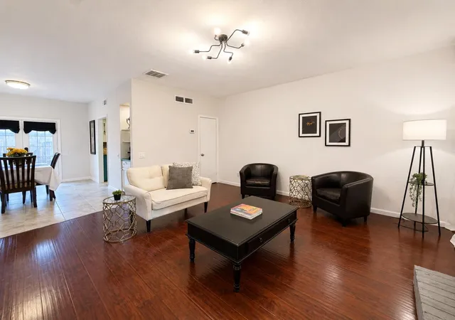 3rd image of 11710 Southlake Dr #47, Houston, TX 77077 | MLS# 14253805