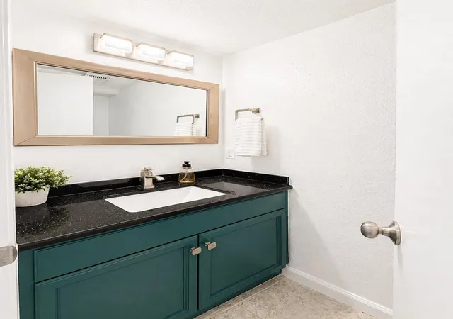 5th image of 11710 Southlake Dr #47, Houston, TX 77077 | MLS# 14253805