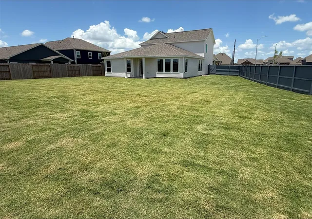 Photo 3 of Single family home for sale at 32403 Slender Spreadwing Dr, Fulshear, TX 77441 | MLS# 2326070 | Listing updated on 2026-09-16