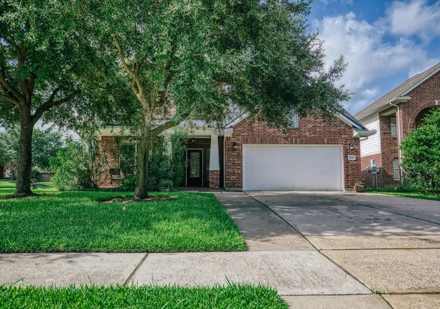 Photo 2 of Single family home for sale at 13903 Pawnee Trails Dr, Cypress, TX 77429 | MLS# 50543337 | Listing updated on 2026-09-15