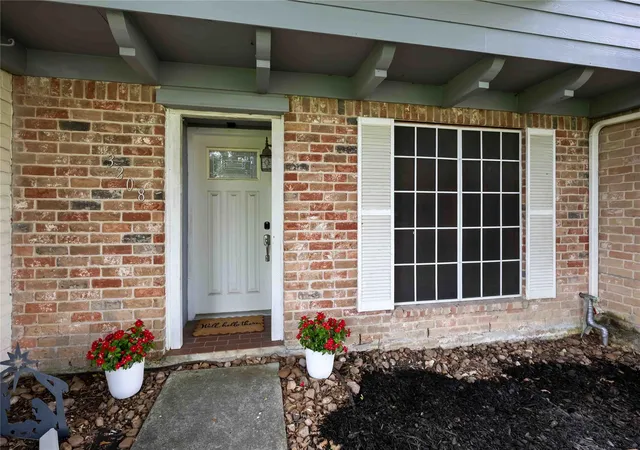 2nd image of 3208 Indian Trl #6, Baytown, TX 77521 | MLS# 3456171