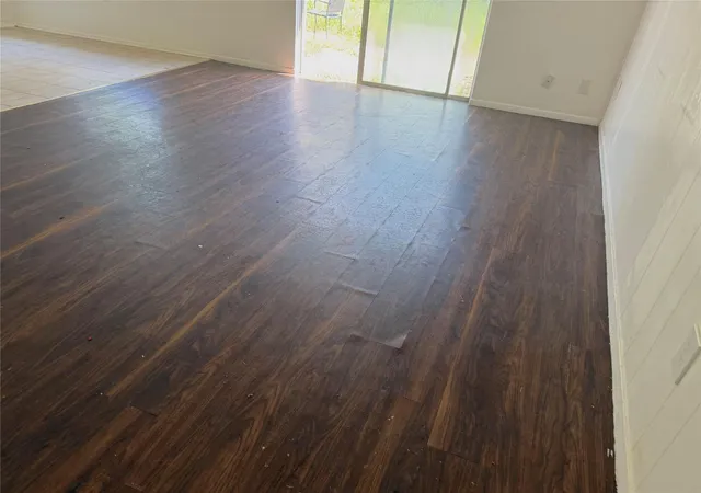 3rd image of 1822 Oaklawn St, Sugar Land, TX 77498 | MLS# 44246588