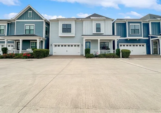 Homes for sale in Houston, TX | 1104 Pearl Wood Dr, Houston, TX 77008 | MLS# 20008362
