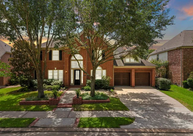 Photo 1 of Single family home for sale at 18711 S Colony Shore Dr, Cypress, TX 77433 | MLS# 88529468 | Listing updated on 2026-09-12