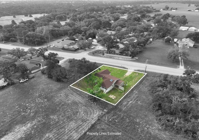 Photo 3 of Single family home for sale at 1532 Highway 159 W, Bellville, TX 77418 | MLS# 67031495 | Listing updated on 2026-06-16