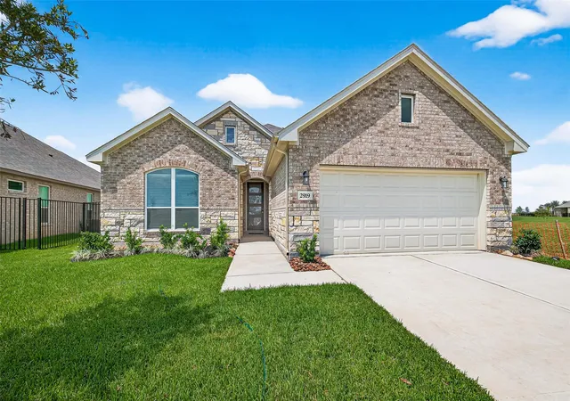 1st image of 2919 Golden Isle Dr, Texas City, TX 77568 | MLS# 71719255