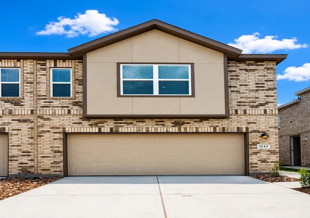 Photo 3 of Sale Pending at 2143 Salinas Dr, Rosharon, TX 77583 | MLS# 85062284 | Listing updated on 2026-08-04