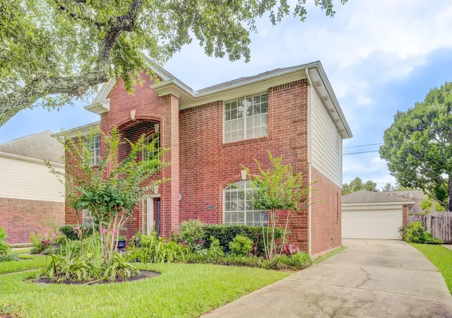 Photo 3 of Single family home for sale at 2810 Plantation Wood Ln, Missouri City, TX 77459 | MLS# 58819714 | Listing updated on 2026-08-27