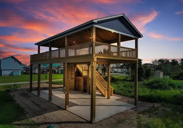 Homes for sale in Crystal Beach, TX | 151 Bud Dr, Crystal Beach, TX 77650 | MLS# 10275966