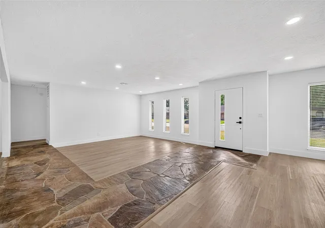 Photo 3 of Single family home for sale at 1407 Neptune Ln, Houston, TX 77062 | MLS# 40624989 | Listing updated on 2026-09-17