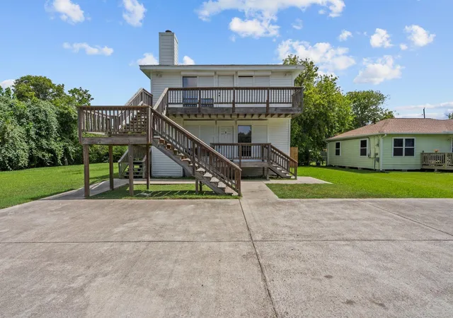 Photo 1 of Multi family home for sale at 7316 Overton St, Hitchcock, TX 77563 | MLS# 11190090 | Listing updated on 2026-08-29