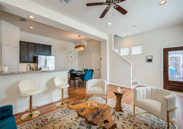1st image of 738 Link Rd, Houston, TX 77009 | MLS# 14000868