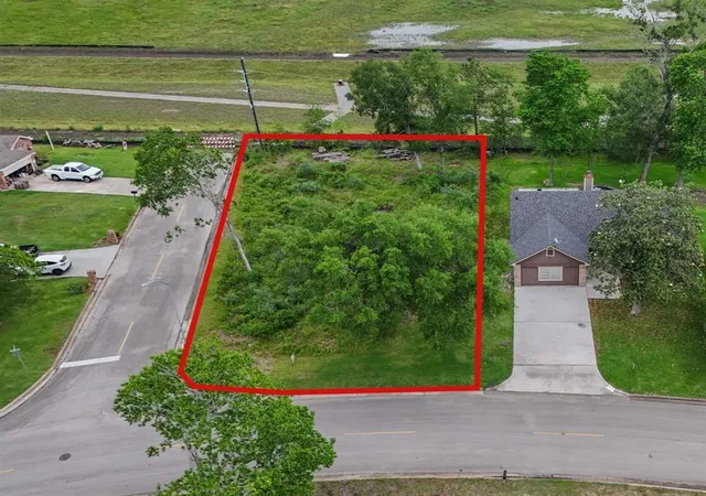Homes for sale in Crosby, TX | 303 Barnacle Dr, Crosby, TX 77532 | MLS# 63578061