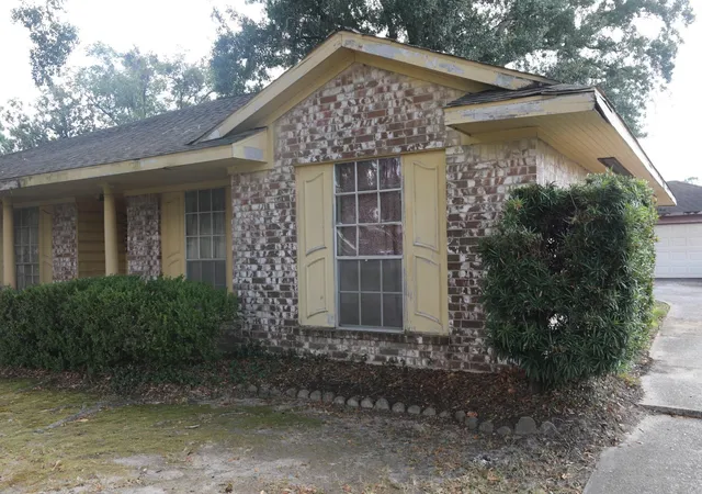 Photo 1 of Sale Pending at 1119 Marcella St, Houston, TX 77091 | MLS# 11401809 | Listing updated on 2026-08-18